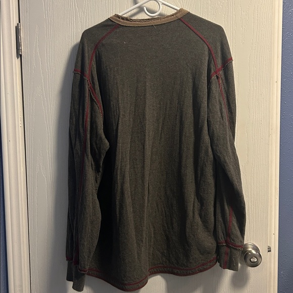 Legendary Whitetails Gray Henley with Red Stitching - Picture 3 of 3